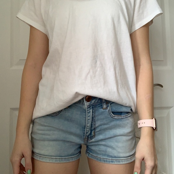 American Eagle Shorts - Picture 1 of 4